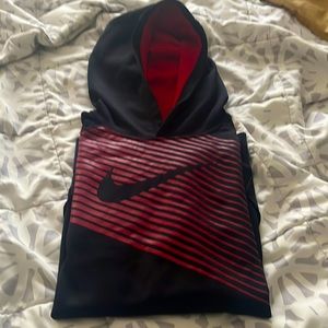 Nike Hoodie size XL in kids.